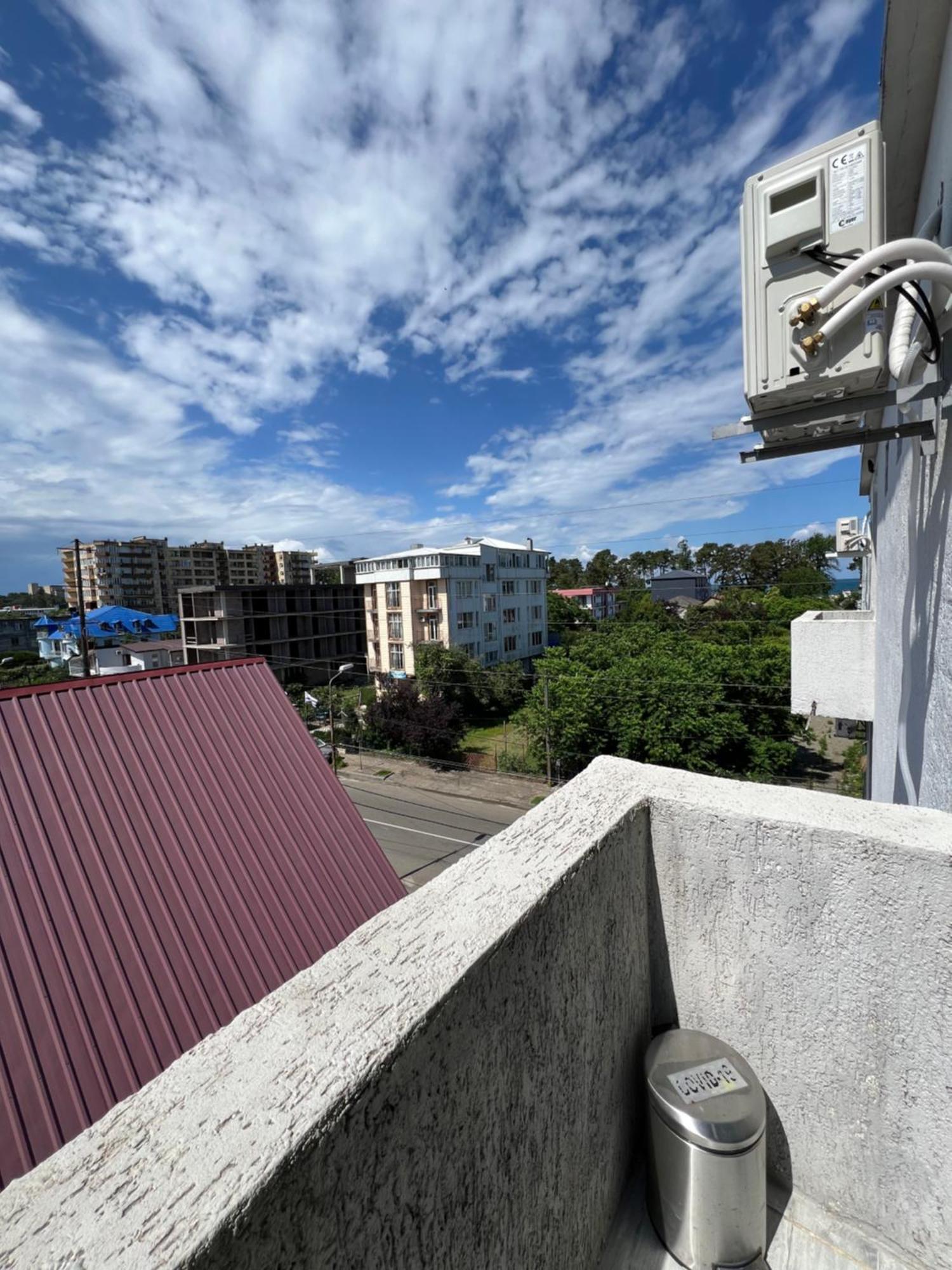 Tiktok House Hotel Kobuleti Ngoại thất bức ảnh